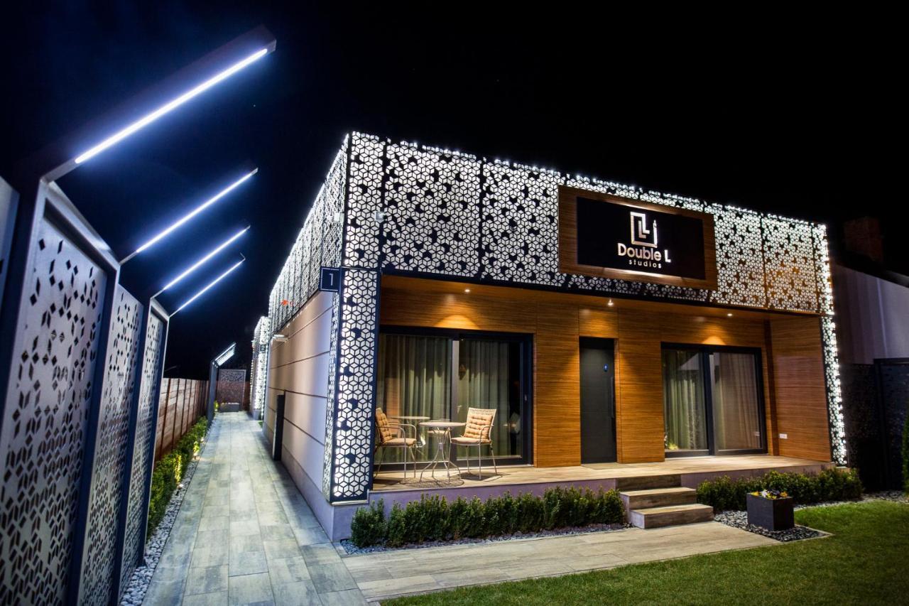 Doublel Studios Bacau Ngoại thất bức ảnh